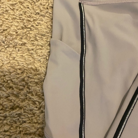 Lululemon leggings - Picture 4 of 5